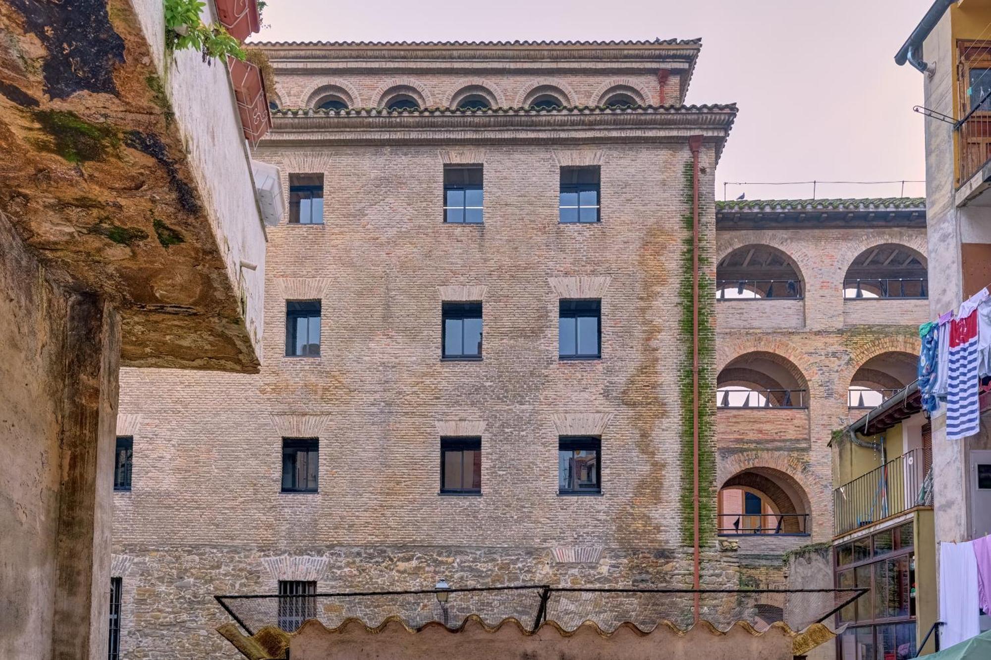 Curia 6 By Clabao Apartman Pamplona Kültér fotó